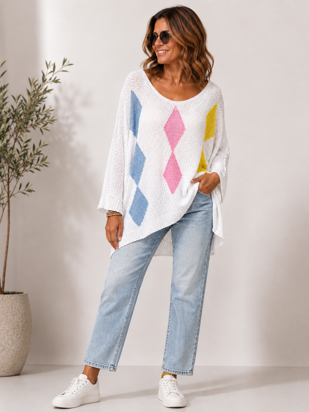 Geometric Diamond Jumper - White